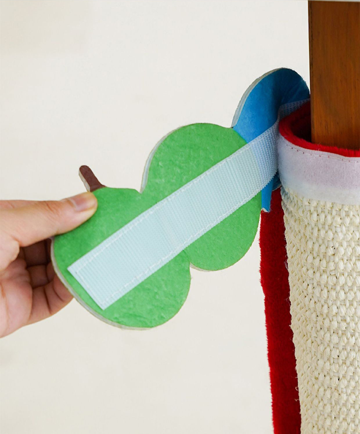 Zeze Caterpillar Sisal Cat Scratch Mat – Table & Chair Leg Protector